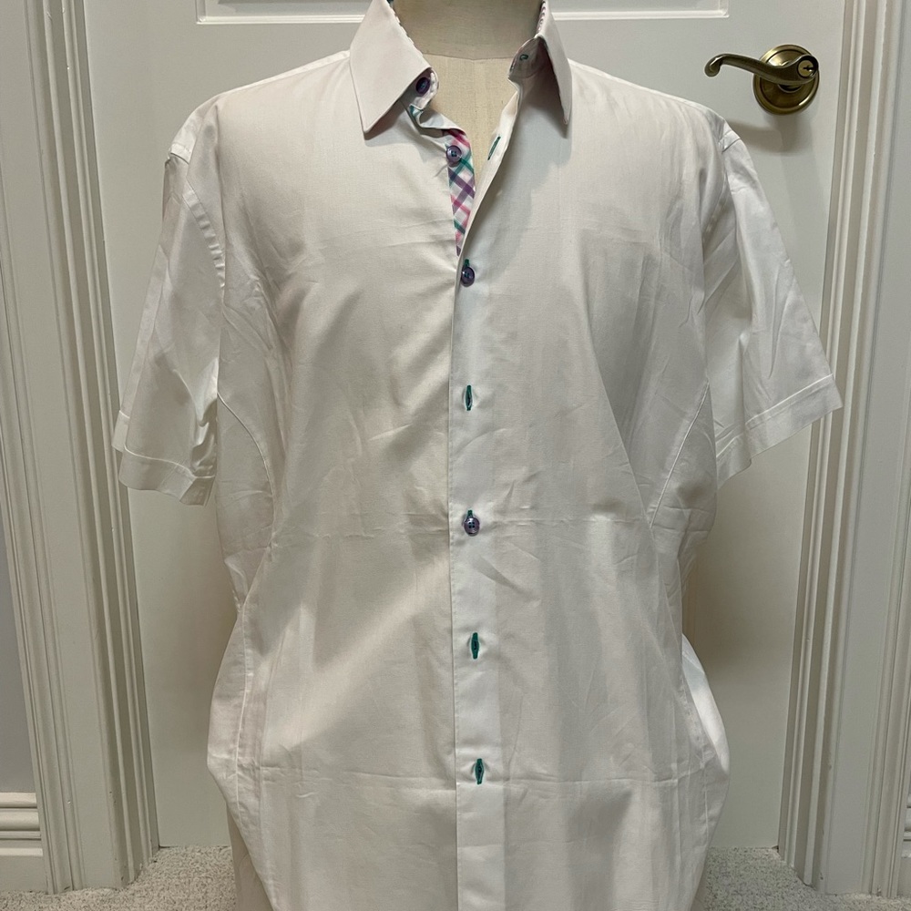 Jared Lang white shirt